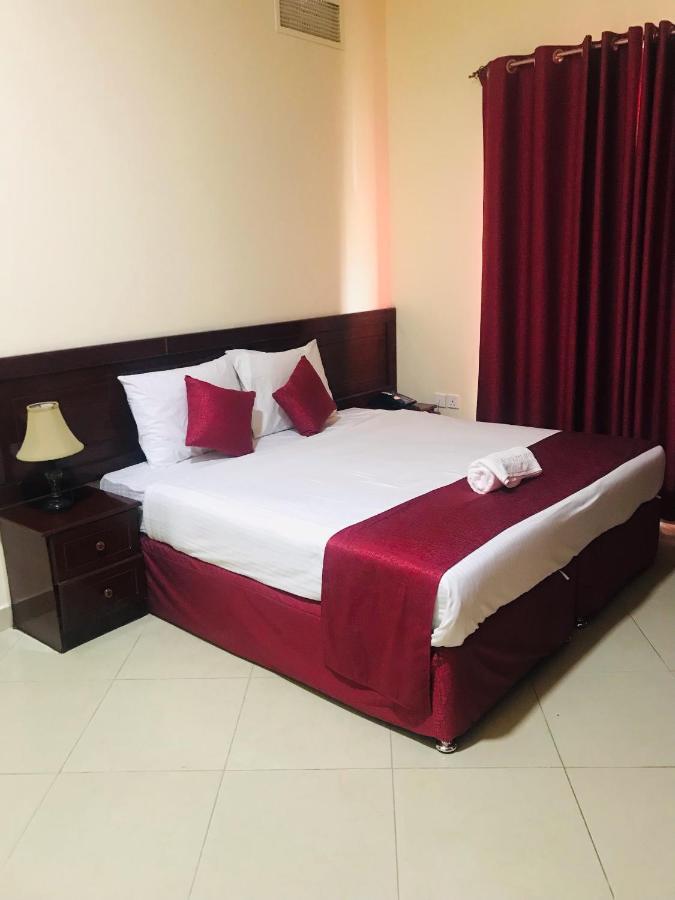 Al Reem Hotel Apartments Шарджа Экстерьер фото