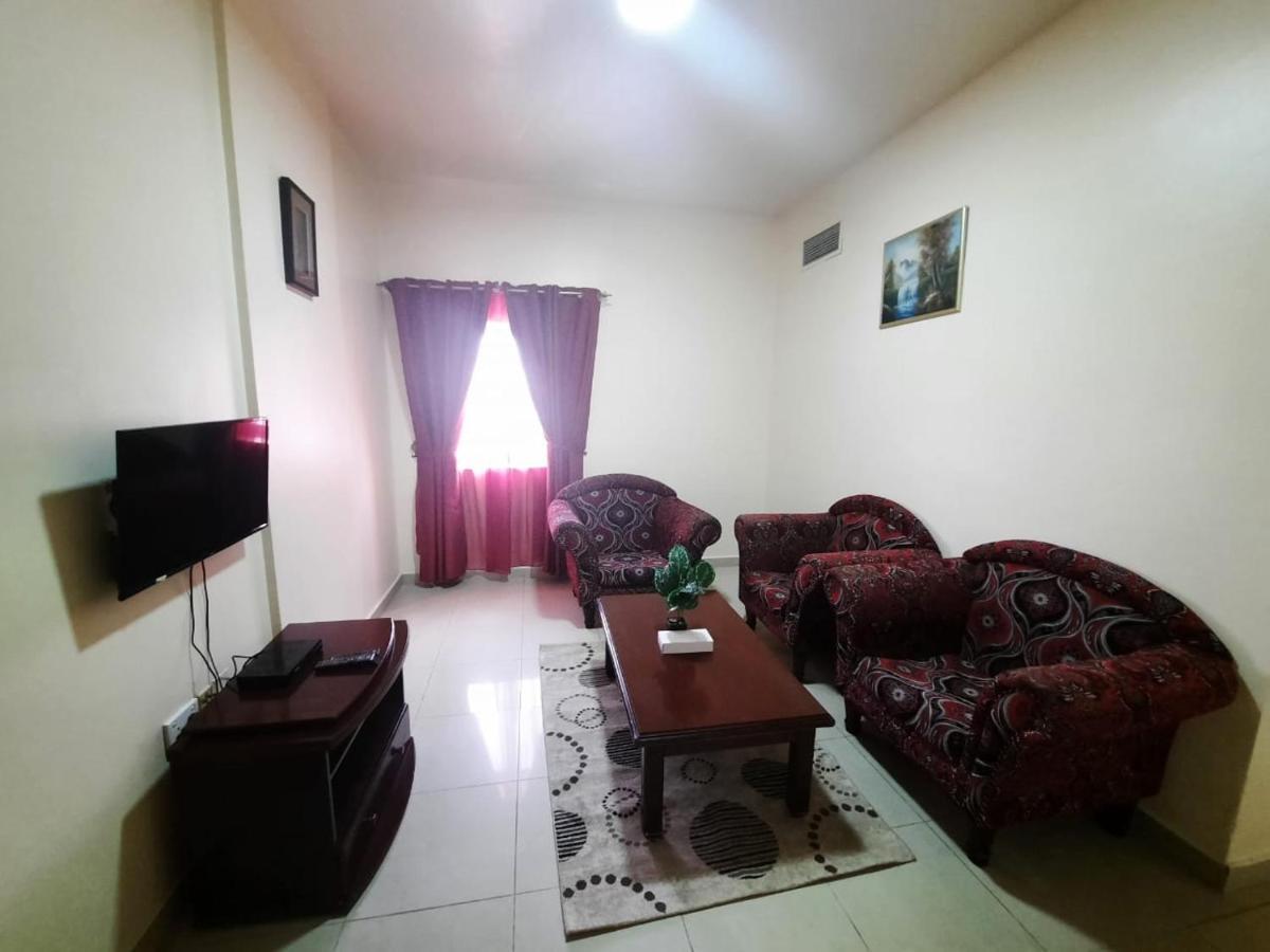 Al Reem Hotel Apartments Шарджа Экстерьер фото