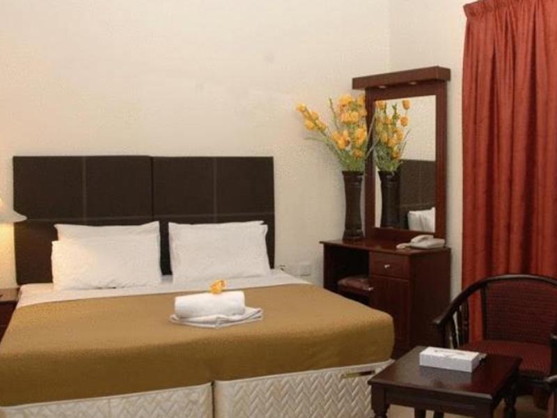 Al Reem Hotel Apartments Шарджа Экстерьер фото